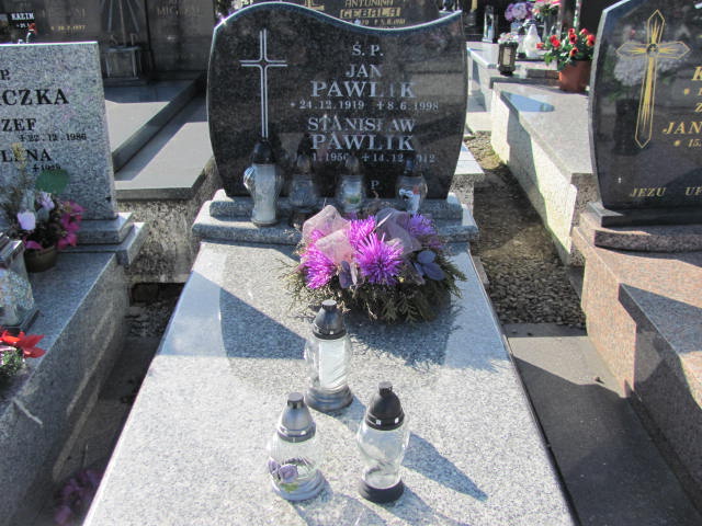 Grób Jan Pawlik